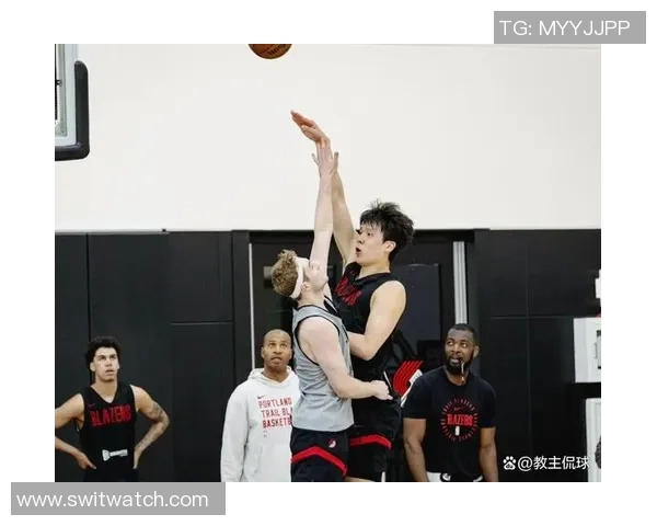 曝开拓者方案送走罗威！买卖志愿高于上赛季 瀚森有望获更多进场时刻